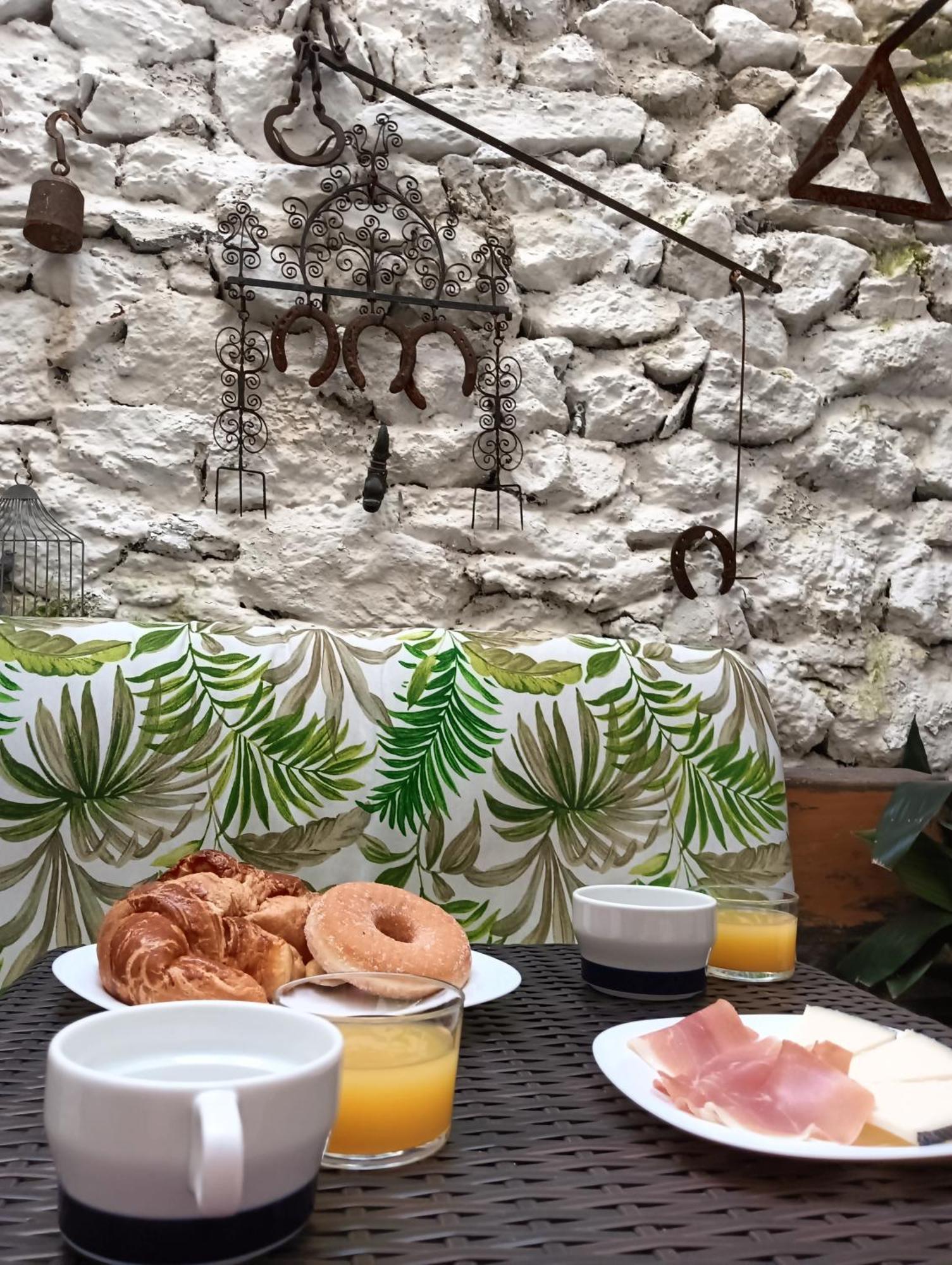 구에하르 시에라 La Casa De La Plaza 아파트 외부 사진